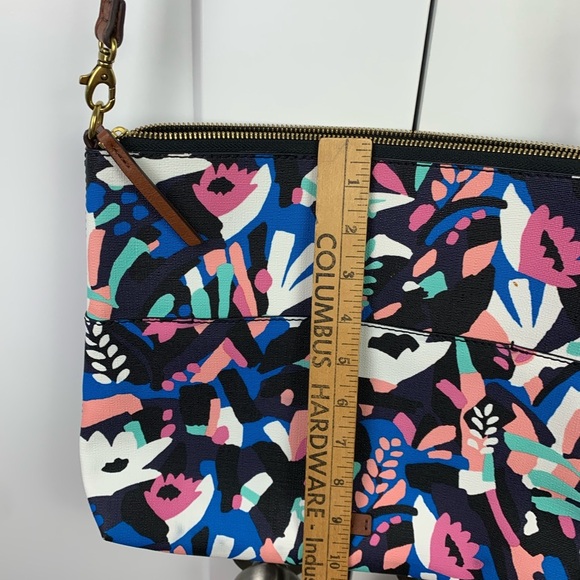 Fossil Fiona Crossbody Purse Black Floral Print Faux Leather Large - Picture 9 of 9